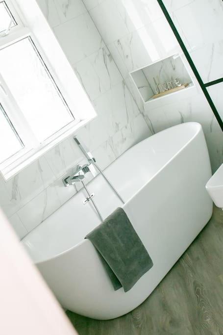 Coastal Haven In Leigh-On-Sea Apartment Southend-on-Sea Ngoại thất bức ảnh