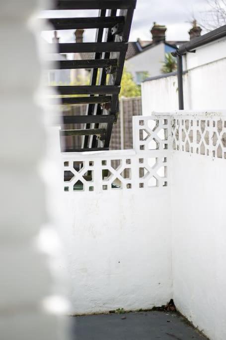 Coastal Haven In Leigh-On-Sea Apartment Southend-on-Sea Ngoại thất bức ảnh