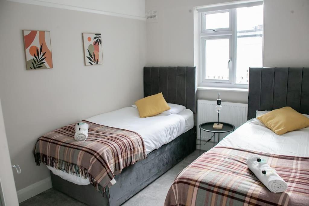Coastal Haven In Leigh-On-Sea Apartment Southend-on-Sea Ngoại thất bức ảnh