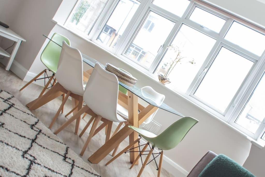 Coastal Haven In Leigh-On-Sea Apartment Southend-on-Sea Ngoại thất bức ảnh